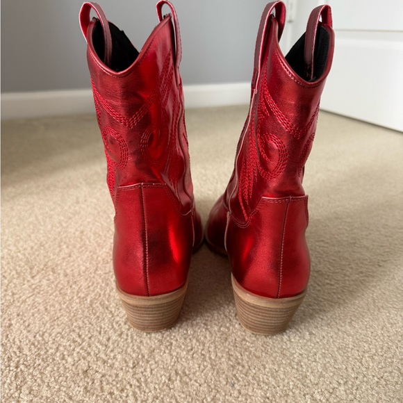 ShuShop Metallic Red Western-Style Women's Boots - Picture 7 of 11